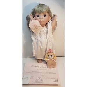 Lee Middleton Little Angel Girl Doll 1996 #4623 Vinyl 14" w/COA, Bible & Teddy